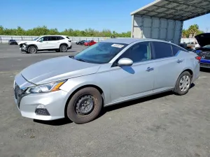 Nissan Altima 2.5L 4 2019