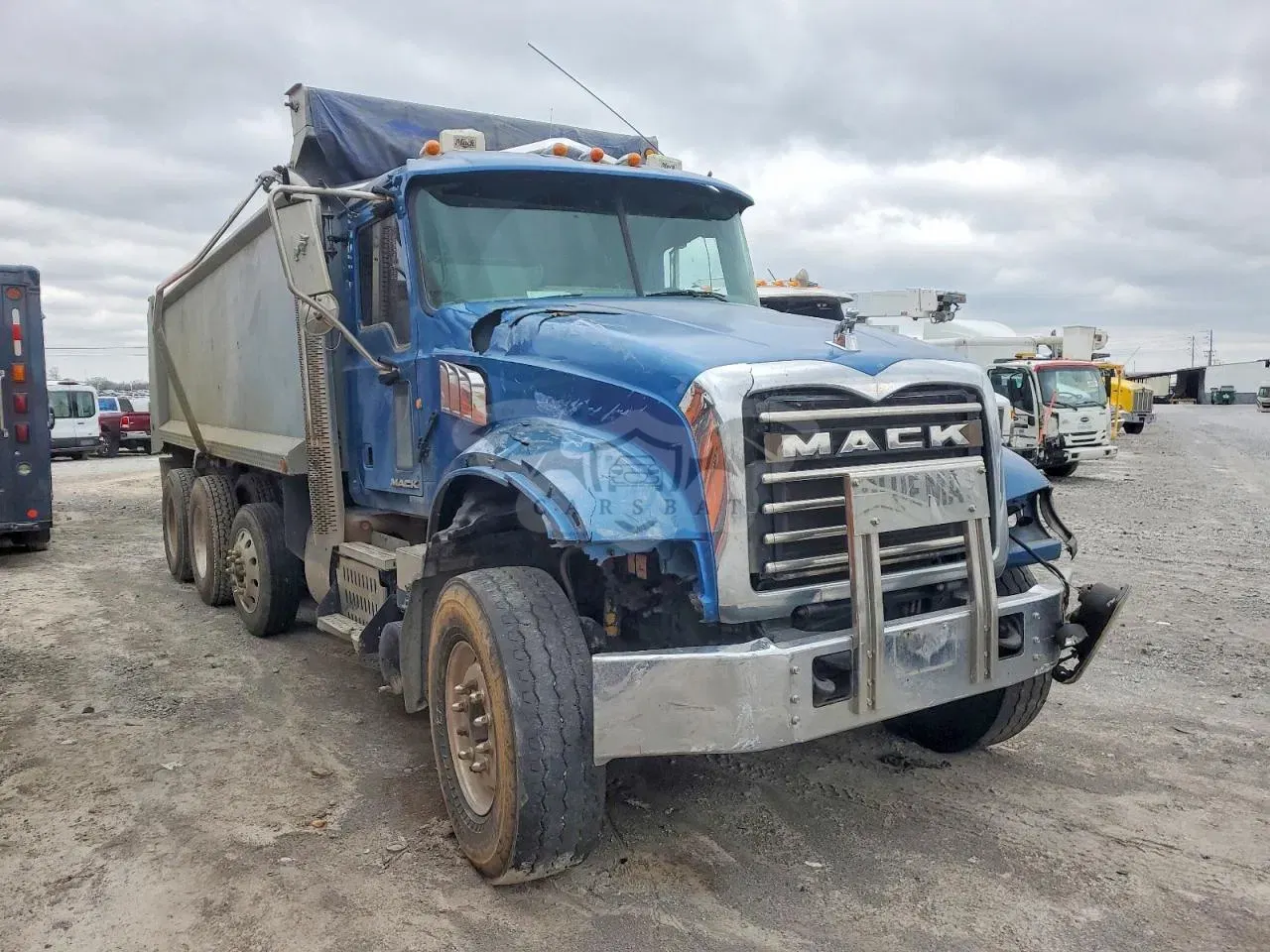 Mack 700 10.8L 6 2015