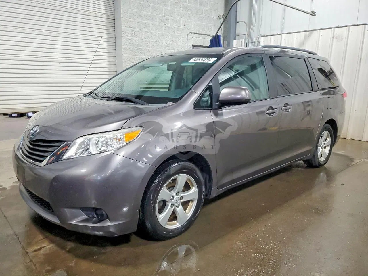 Toyota Sienna 3.5L 6 2013