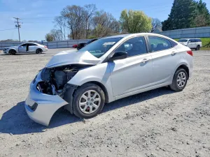 Hyundai Accent 1.6L 4 2013