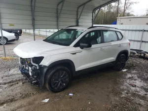 Volkswagen Taos 1.5L 4 2024