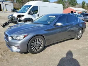 Infiniti Q50 3.0L 6 2020