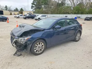Mazda 3 2.0L 4 2015