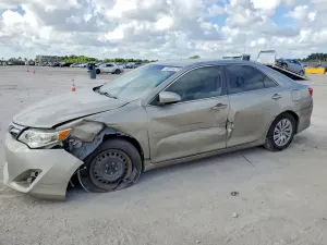 Toyota Camry 2.5L 4 2014