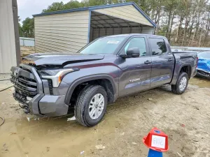 Toyota Tundra 3.4L 6 2026