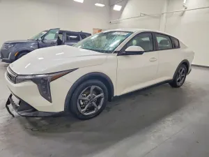 Kia K4 2.0L 4 2025