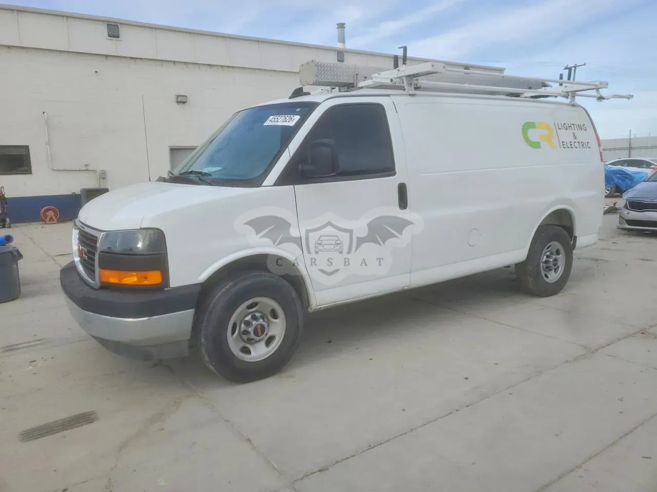 GMC Savana 6.6L 8 2025