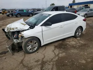Hyundai Elantra 2.0L 4 2019