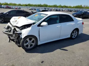 Toyota Corolla 1.8L 4 2013
