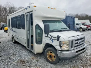 Ford Econoline 6.8L 10 2018