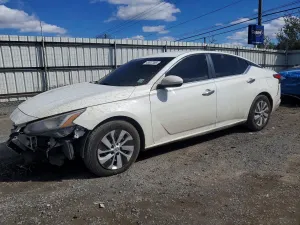 Nissan Altima 2.5L 4 2020