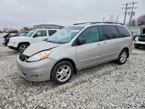 Toyota Sienna 3.3L 6 2006