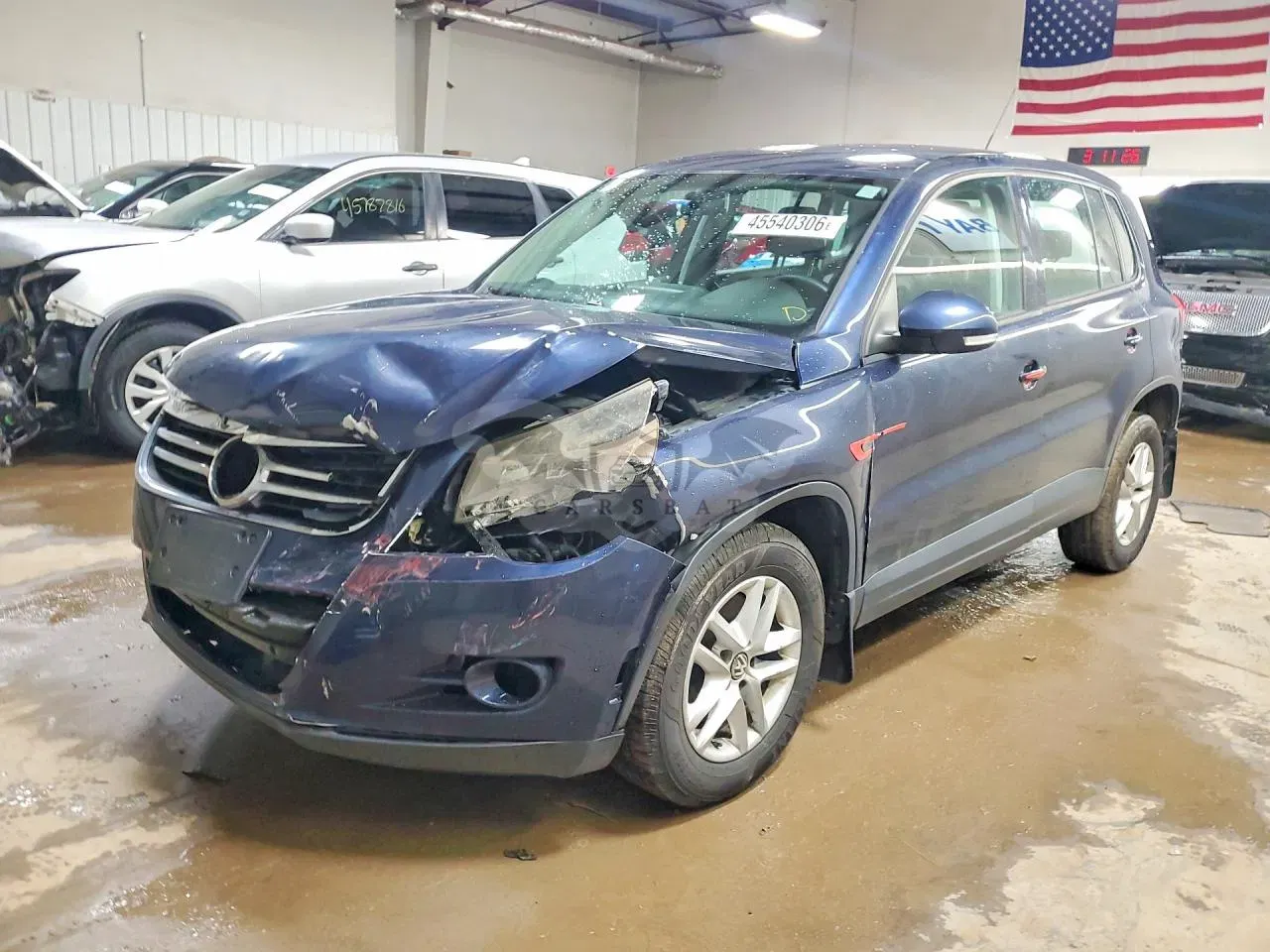 Volkswagen Tiguan 2.0L 4 2011