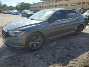 Volkswagen Jetta 1.4L 4 2019