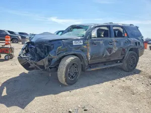 Toyota 4Runner 4.0L 6 2021