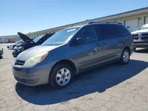 Toyota Sienna 3.3L 6 2004
