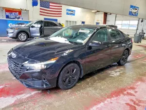Hyundai Elantra 2.0L 4 2022