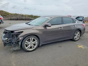 Nissan Altima 3.5L 6 2013