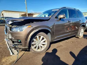 Volvo XC90 2.0L 4 2016