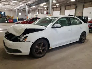 Volkswagen Jetta 1.8L 4 2014