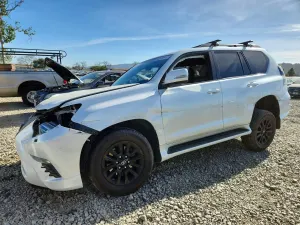 Lexus GX 4.6L 8 2023