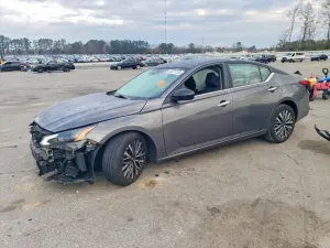 Nissan Altima 2.5L 4 2025