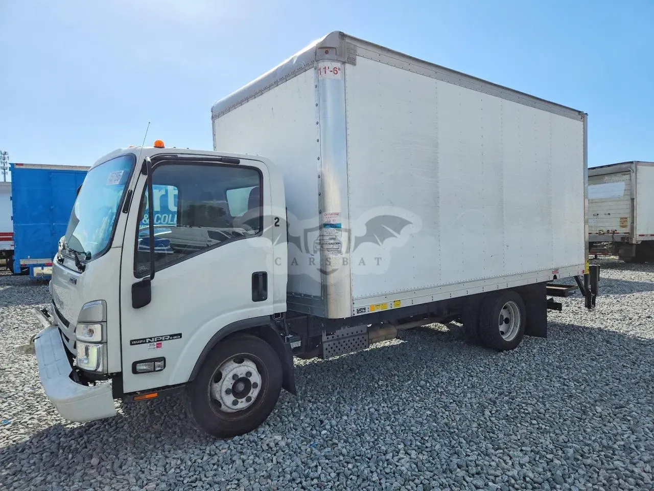 Isuzu NPR 6.6L 8 2023