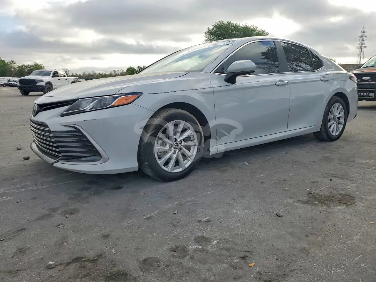 Toyota Camry 2.5L 4 2023