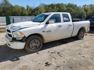 RAM 1500 5.7L 8 2015