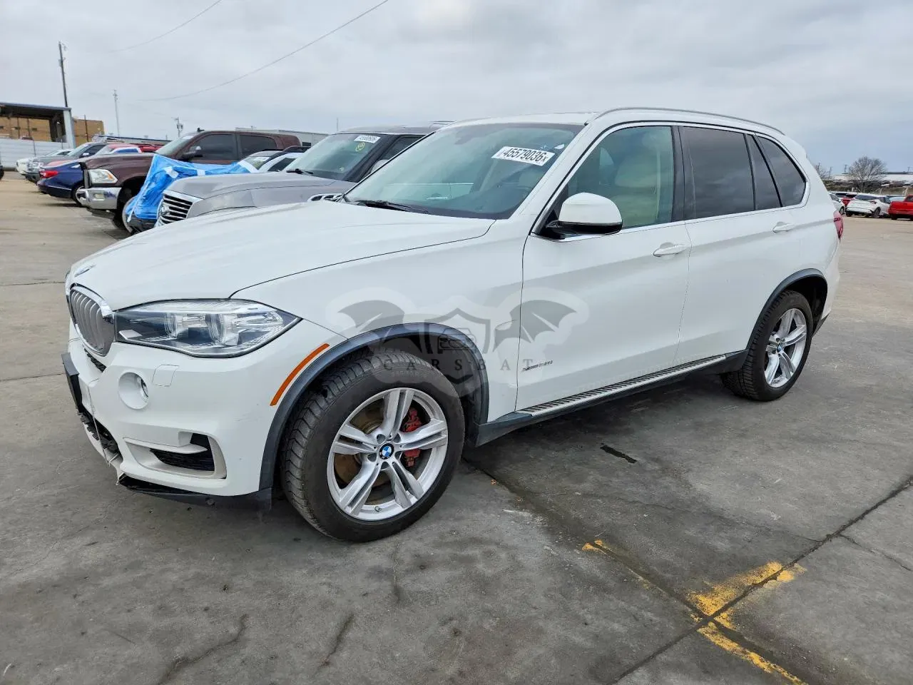 BMW X5 4.4L 8 2016