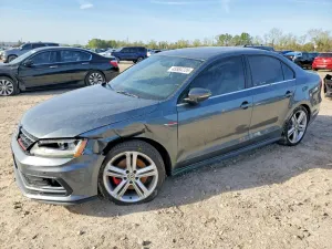 Volkswagen Jetta 2.0L 4 2017