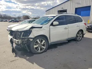 Nissan Pathfinder 3.5L 6 2014