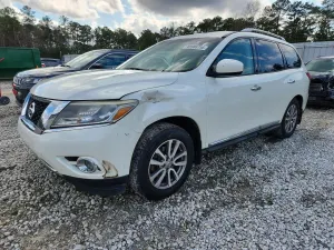 Nissan Pathfinder 3.5L 6 2015