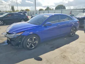 Hyundai Elantra 2.0L 4 2021