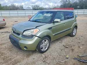 Kia Soul 2.0L 4 2011
