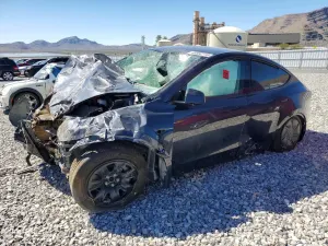 Tesla Model Y 2026