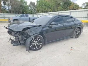 Toyota Camry 2.5L 4 2018