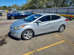 Hyundai Elantra 1.8L 4 2012