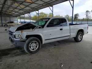 Dodge Dakota 4.7L 8 2002