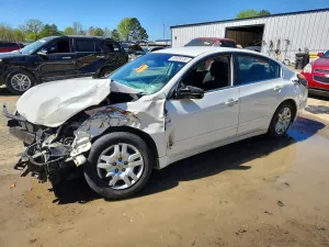 Nissan Altima 2.5L 4 2012