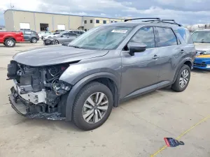 Nissan Pathfinder 3.5L 6 2025