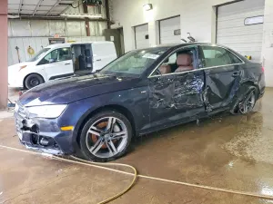 Audi A4 2.0L 4 2017