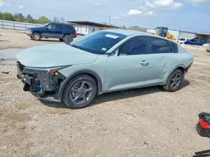 Kia K4 2.0L 4 2025