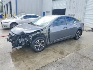 Nissan Sentra 2.0L 4 2023