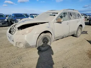 Subaru Outback 2.5L 4 2013