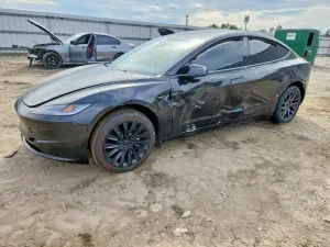 Tesla Model 3 2025