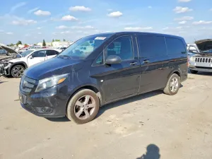 Mercedes-Benz Metris 2.0L 4 2017
