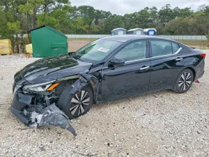 Nissan Altima 2.5L 4 2019
