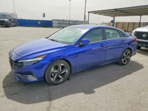 Hyundai Elantra 2.0L 4 2023
