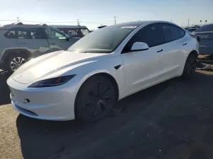Tesla Model 3 2024